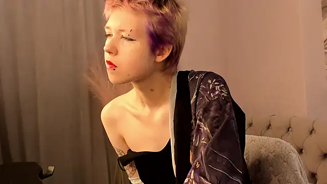 CarolineRichter online show from 18, 10, 2025