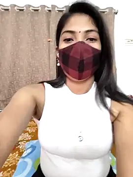 Snapshot of priya_26 chatting on 14, 10, 2025 priya 26 online show from 14, 10, 2025