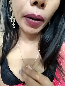 Snapshot of priya_26 chatting on 15, 10, 2025 priya 26 online show from 15, 10, 2025