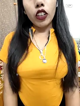 Snapshot of priya_26 chatting on 16, 10, 2025 priya 26 online show from 16, 10, 2025