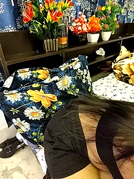 priya 26 online show from 18, 12, 2025