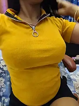 Snapshot of priya_26 chatting on 30, 6, 2026 priya 26 online show from 30, 6, 2026