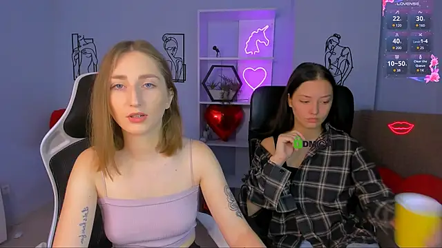 eva smiith  online show from 17, 10, 2025