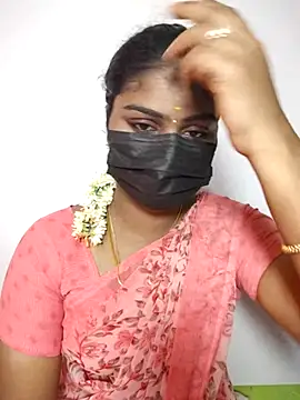 Snapshot of Tamil_Princess12 chatting on 9, 9, 2025 Tamil Princess12 online show from 9, 9, 2025
