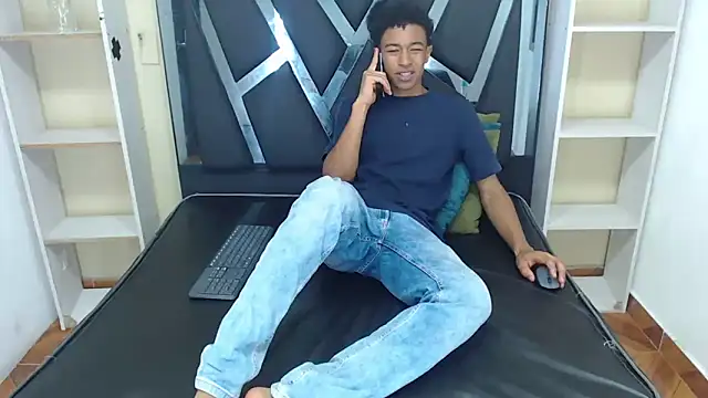 Snapshot of Rocco_Grey chatting on 9, 10, 2025 Rocco Grey online show from 9, 10, 2025