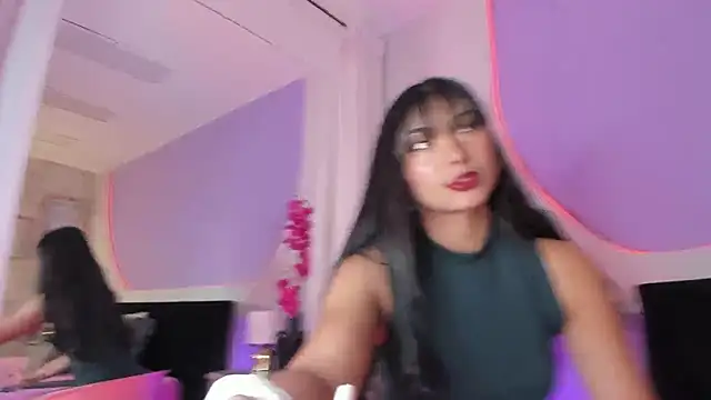 Snapshot of _HAANNAH_ chatting on 11, 11, 2025 HAANNAH online show from 11, 11, 2025