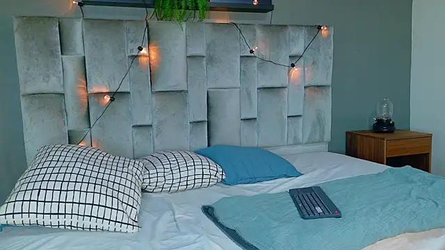 RiriiBrunette   online show from 29, 11, 2025