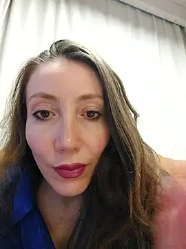 HellaryTourent online show from 17, 1, 2026