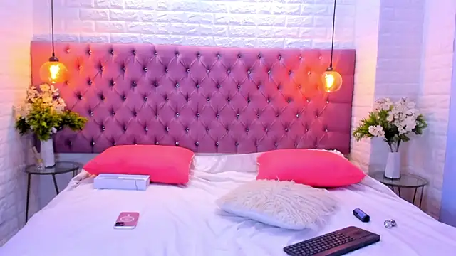 Snapshot of amber_sparkle chatting on 18, 9, 2025 amber sparkle online show from 18, 9, 2025