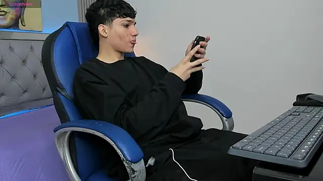 SamBlack  online show from 25, 4, 2026