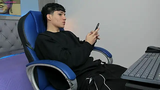 SamBlack  online show from 25, 4, 2026