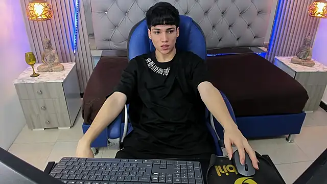 Snapshot of SamBlack_ chatting on 27, 4, 2026 SamBlack online show from 27, 4, 2026