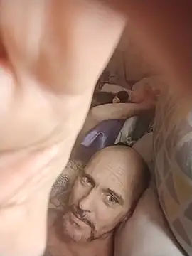 BonnienClyde5421 online show from 3, 3, 2026