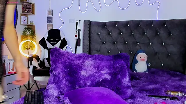 Katherine Rose online show from 27, 9, 2025