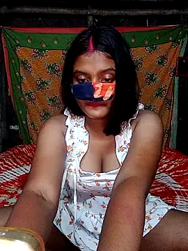 RAYI Queen 4 online show from 8, 10, 2025