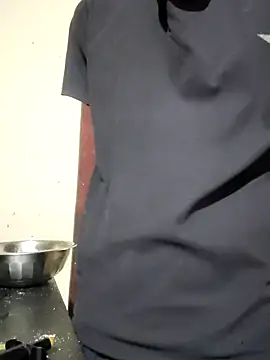 RAYI Queen 4 online show from 20, 12, 2025