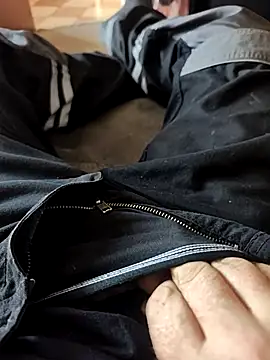 hubbyfun19 online show from 8, 4, 2026