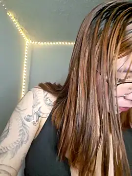 Snapshot of -Miaa_ chatting on 10, 10, 2025 -Miaa online show from 10, 10, 2025