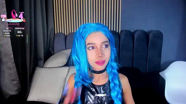 Snapshot of Gina_77 chatting on 18, 9, 2025 Gina 77 online show from 18, 9, 2025