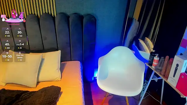 Snapshot of Gina_77 chatting on 23, 9, 2025 Gina 77 online show from 23, 9, 2025