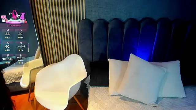 Snapshot of Gina_77 chatting on 11, 10, 2025 Gina 77 online show from 11, 10, 2025