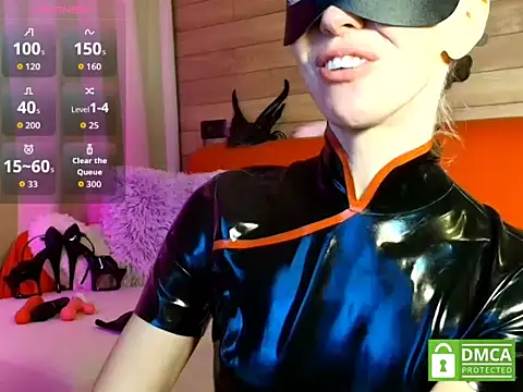 Snapshot of linaadvance chatting on 1, 12, 2025 linaadvance online show from 1, 12, 2025