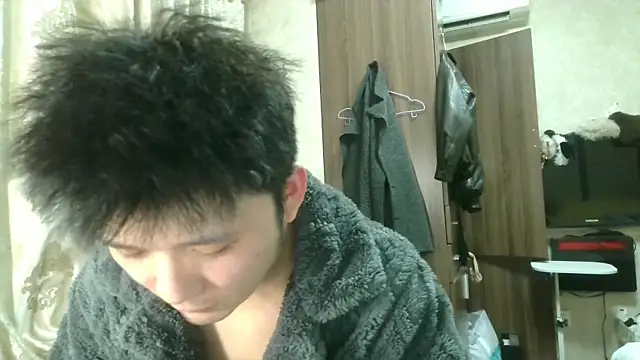 Snapshot of chengliyan chatting on 22, 12, 2025 chengliyan online show from 22, 12, 2025