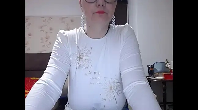 Snapshot of Mary_x chatting on 11, 2, 2025 Mary x online show from 11, 2, 2025