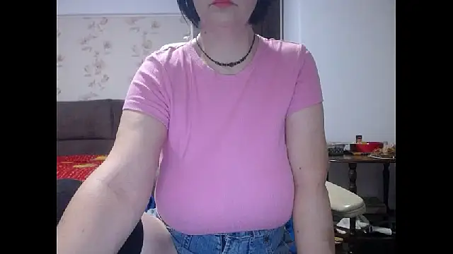 Snapshot of Mary_x chatting on 14, 11, 2025 Mary x online show from 14, 11, 2025