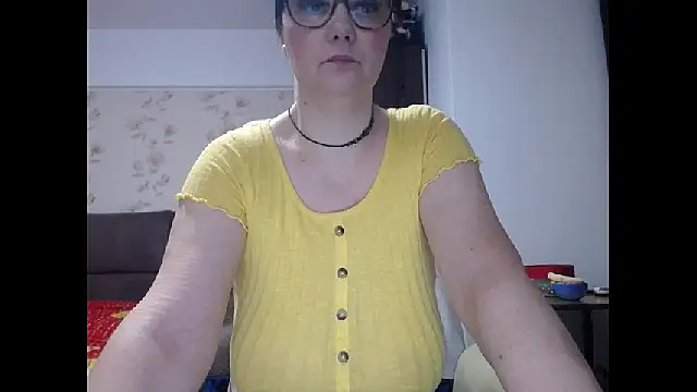 Snapshot of Mary_x chatting on 4, 2, 2026 Mary x online show from 4, 2, 2026