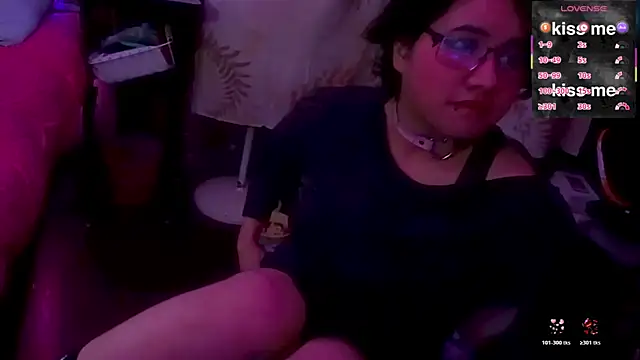 Snapshot of Ftm_Bunny chatting on 14, 12, 2025 Ftm Bunny online show from 14, 12, 2025