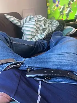 Snapshot of carapace31 chatting on 14, 12, 2025 carapace31 online show from 14, 12, 2025