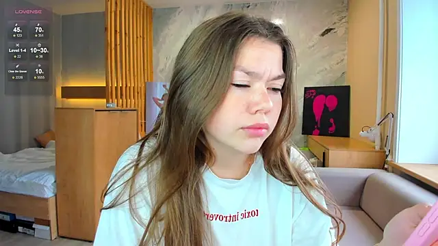 miss bubbles  online show from 13, 9, 2025