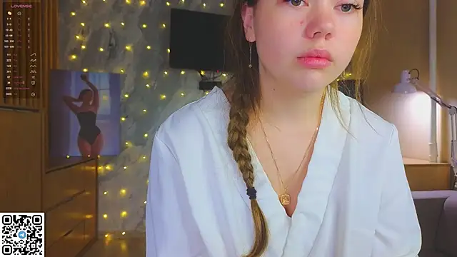 miss bubbles  online show from 17, 12, 2025