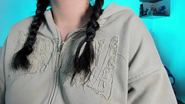 Snapshot of snow_doll chatting on 23, 10, 2025 snow doll online show from 23, 10, 2025