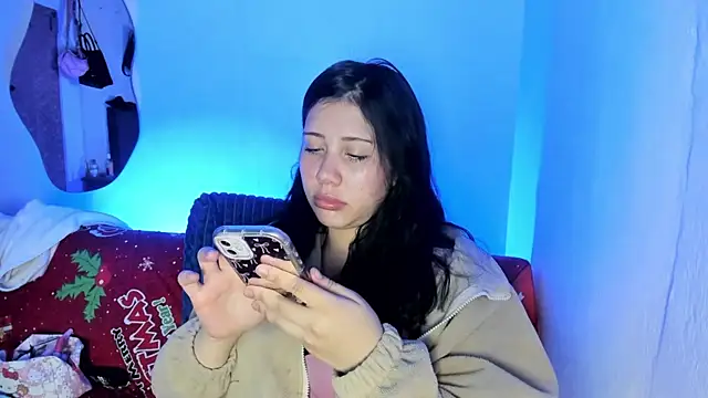 Snapshot of snow_doll chatting on 27, 11, 2025 snow doll online show from 27, 11, 2025