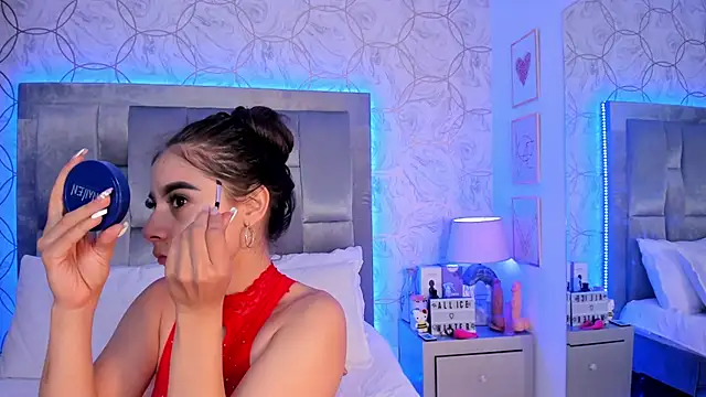 AlliceWinter online show from 17, 9, 2025