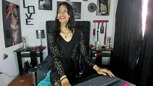 Snapshot of LunarisSmith chatting on 3, 12, 2025 LunarisSmith online show from 3, 12, 2025