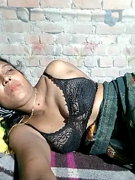 Savita992 online show from 4, 10, 2025