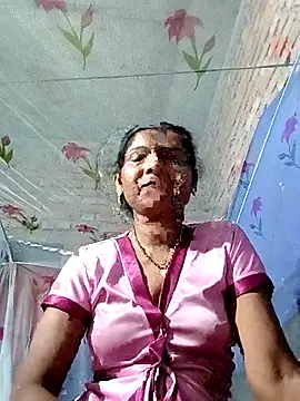 Snapshot of Savita992 chatting on 9, 3, 2026 Savita992 online show from 9, 3, 2026