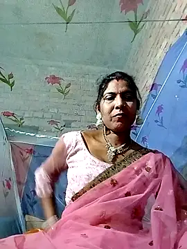 Snapshot of Savita992 chatting on 10, 3, 2026 Savita992 online show from 10, 3, 2026