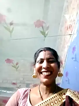 Snapshot of Savita992 chatting on 14, 3, 2026 Savita992 online show from 14, 3, 2026