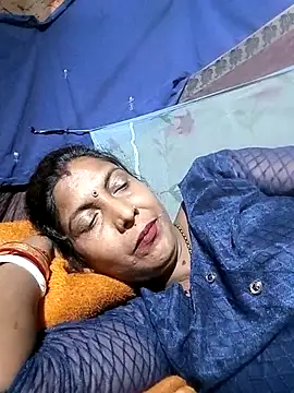 Snapshot of Savita992 chatting on 18, 3, 2026 Savita992 online show from 18, 3, 2026