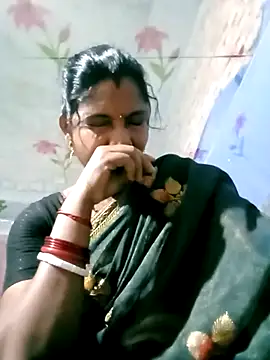 Snapshot of Savita992 chatting on 19, 3, 2026 Savita992 online show from 19, 3, 2026