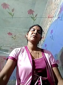 Snapshot of Savita992 chatting on 27, 3, 2026 Savita992 online show from 27, 3, 2026