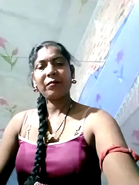 Snapshot of Savita992 chatting on 11, 4, 2026 Savita992 online show from 11, 4, 2026