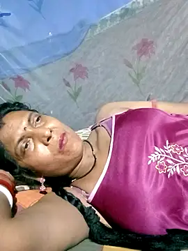 Snapshot of Savita992 chatting on 14, 4, 2026 Savita992 online show from 14, 4, 2026