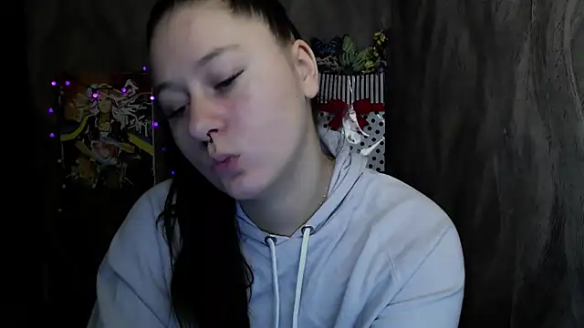 Snapshot of Linda_S_ chatting on 11, 11, 2025 Linda S online show from 11, 11, 2025