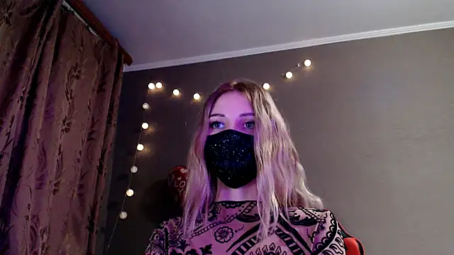 Snapshot of Iris_lave chatting on 14, 2, 2026 Iris lave online show from 14, 2, 2026