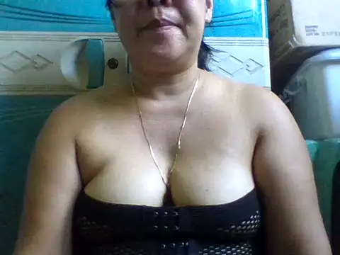 mommasexy29 online show from 27, 9, 2025